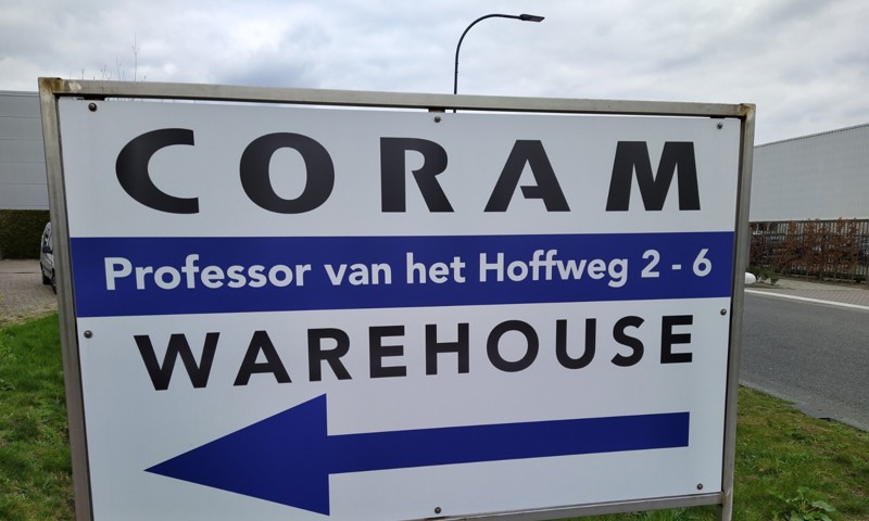 Coram Wegwijzerbord