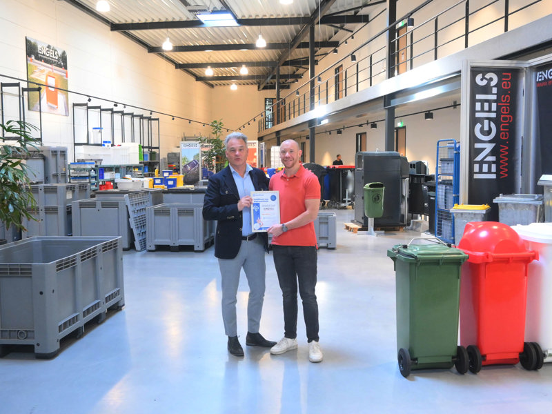 Engels Fueltosustain Sandersfritom