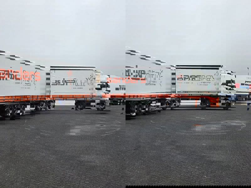 Whatsapp Image 2025 10 17 At 11.45.51 (1)